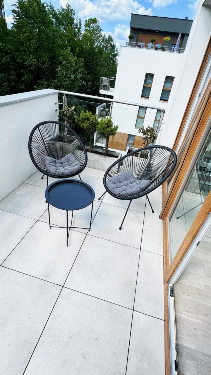 Apartament Park Bazantow Katowice Eksteriør billede