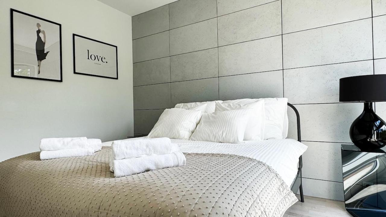 Apartament Park Bazantow Katowice Eksteriør billede